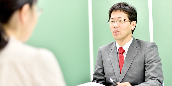経営者様に代わって金融機関と交渉します